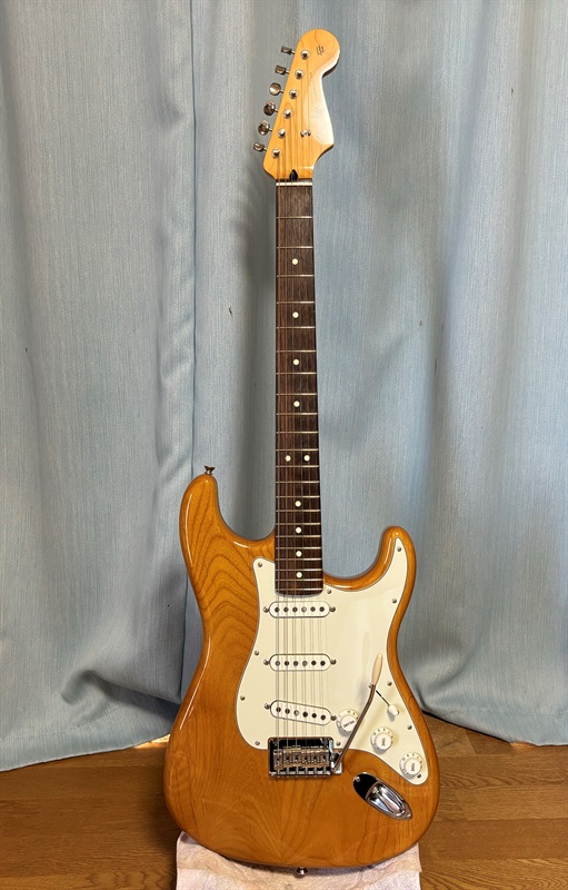 Fender Made in Japan HYBRID II STRAT RW VNTの画像
